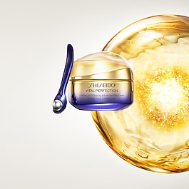 Vital Perfection Uplifting and Firming Advanced Eye Cream - Crema Contorno occhi