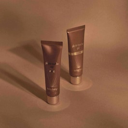 Phyto Touche Gel Matte - &Epsilon;&nu;&upsilon;&delta;&alpha;&tau;&iota;&kappa;ό &tau;&zeta;&epsilon;&lambda; &gamma;&iota;&alpha; &lambda;&alpha;&mu;&pi;&epsilon;&rho;ή &epsilon;&pi;&iota;&delta;&epsilon;&rho;&mu;ί&delta;&alpha; &mu;&epsilon; &mu;&alpha;&tau; &phi;&iota;&nu;ί&rho;&iota;&sigma;&mu;&alpha;