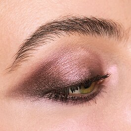 Cover Shot: Crystalized Eye Shadow Palette