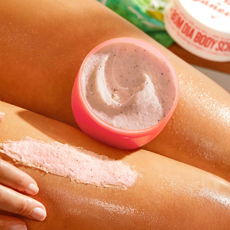 Bom Dia Body Scrub - Vücut Peelingi