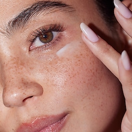 Jet Lag Overnight Eye Serum – Ser de noapte hidratant pentru conturul ochilor