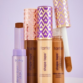 Shape Tape™ Radiant – Correttore a coprenza media con finish luminoso