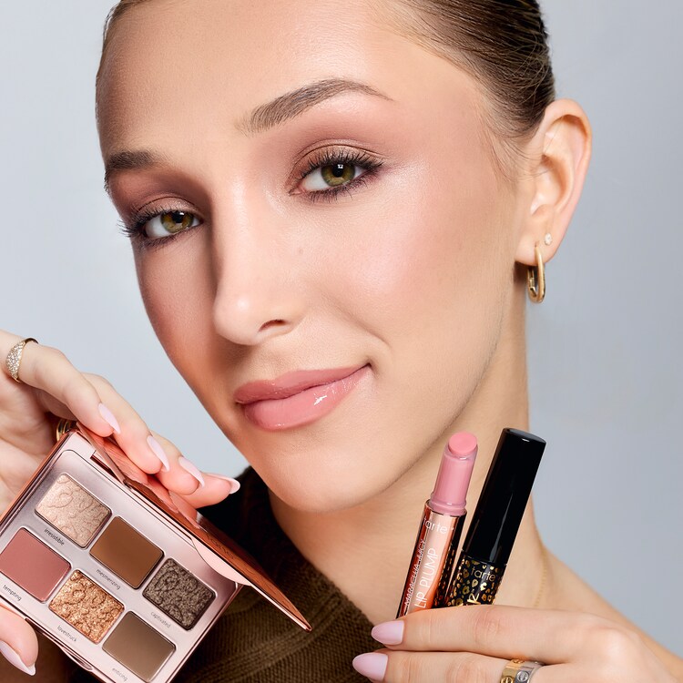 maneater™ plumped up travel must-haves - Make-up-Set