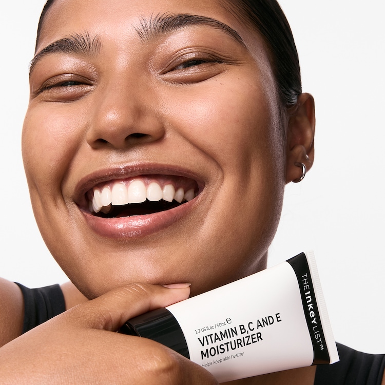 Återfuktande lotion med vitamin B, C och E