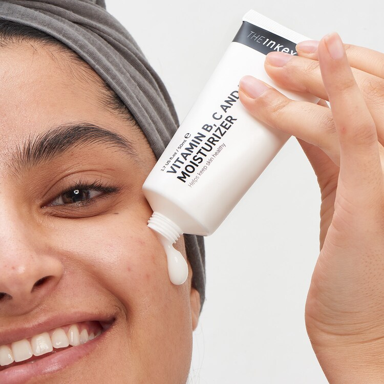 Återfuktande lotion med vitamin B, C och E