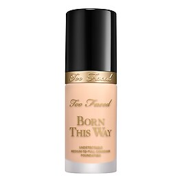 Born This Way Natural Finish Foundation – medelhög till hög täckning