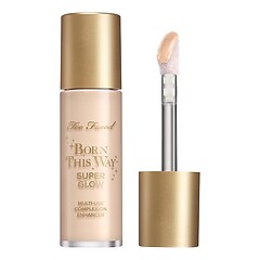 Born This Way Super Glow - Base multiuso per esaltare l&rsquo;incarnato, TOO FACED