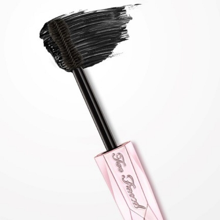 Damn Girl! - Maskara