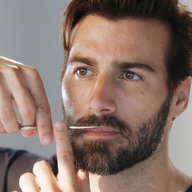 Overskægssaks og -kam - Skægsaks og -kam