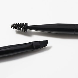 Angled Brow Brush & Spoolie - Augenbrauenpinsel & Bürstchen