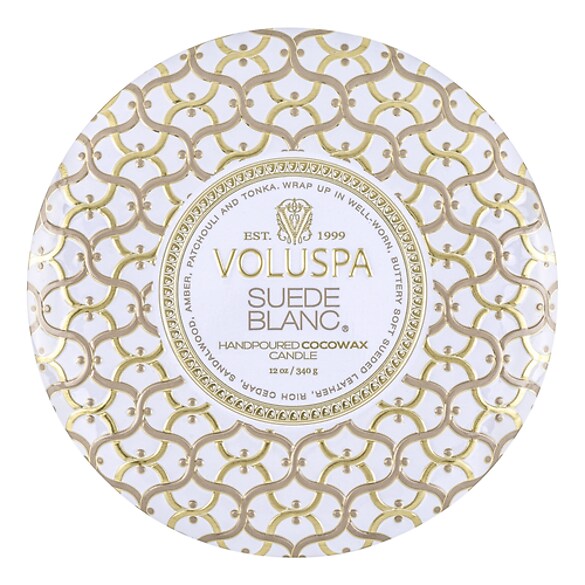 Maison Blanc Suede Blanc 3 Wick Tin Candle - Świeca , VOLUSPA