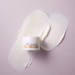 ColorMotion - Restructuring Mask for Colored Hair