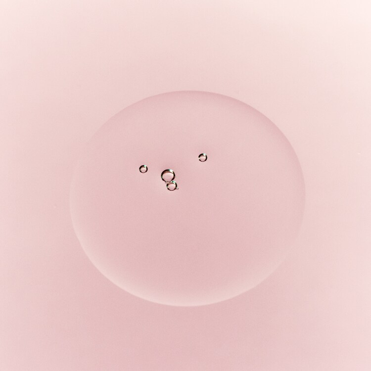 The Glow Hero - Hybridverkande oljeserum med bakuchiol