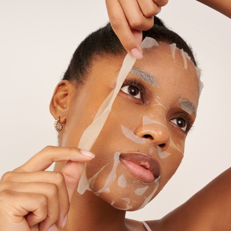 The Recovery Moment – Masque en tissu apaisant avec de la niacinamide