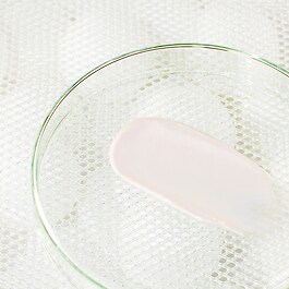 Potrójnie Aktywny Krem SPF50 Przeciw Przebarwieniom Z Witaminą C Premium  - krem