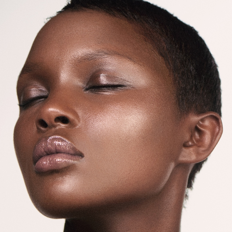 Touche Éclat All-in-One Glow - Base Fluida