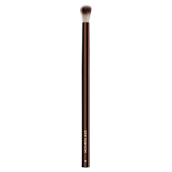 Crease Brush - Kist za nabore, HOURGLASS