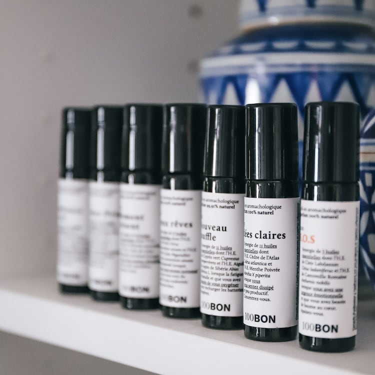 Here & Now Roll-on Aromachologique - Kuličkový parfém