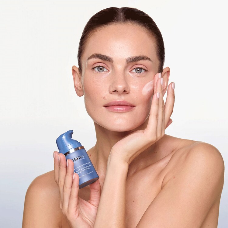 Cryo Revitalising Moisturiser - Crema hidratanta revitalizanta cu efect cryo