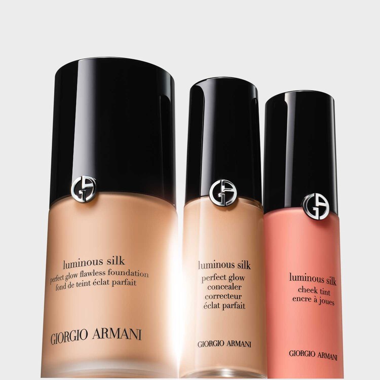 Luminous Silk Foundation - Foundation mit Weichzeichner-Effekt
