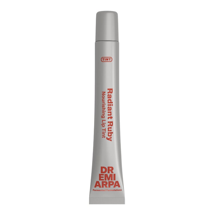 Radiant Ruby Nourishing Lip Tint - UV-Schutz und Pflege mit intensivem Glanz