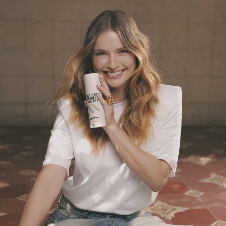 Cosmic Blow-Dry Jelly - Gel ibrido per styling o effetto bagnato