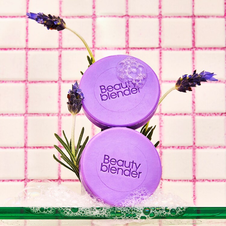 Blendercleanser® Tool Scrub Lavande - Savon solide pour les mains, éponges et pi