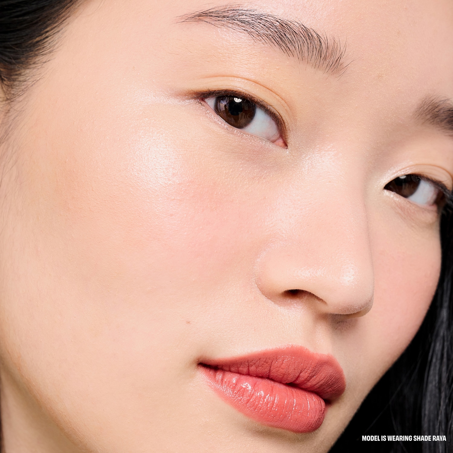 Glow-la-la Velvet Gleam Highlighter 3g