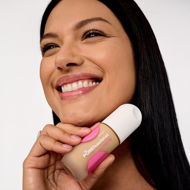 The POREfessional Foundation - glättende & porenverfeinernde Foundation