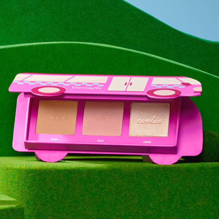 Beauty Bus Stop - Cheek Glow Trio Christmas Makeup Palette