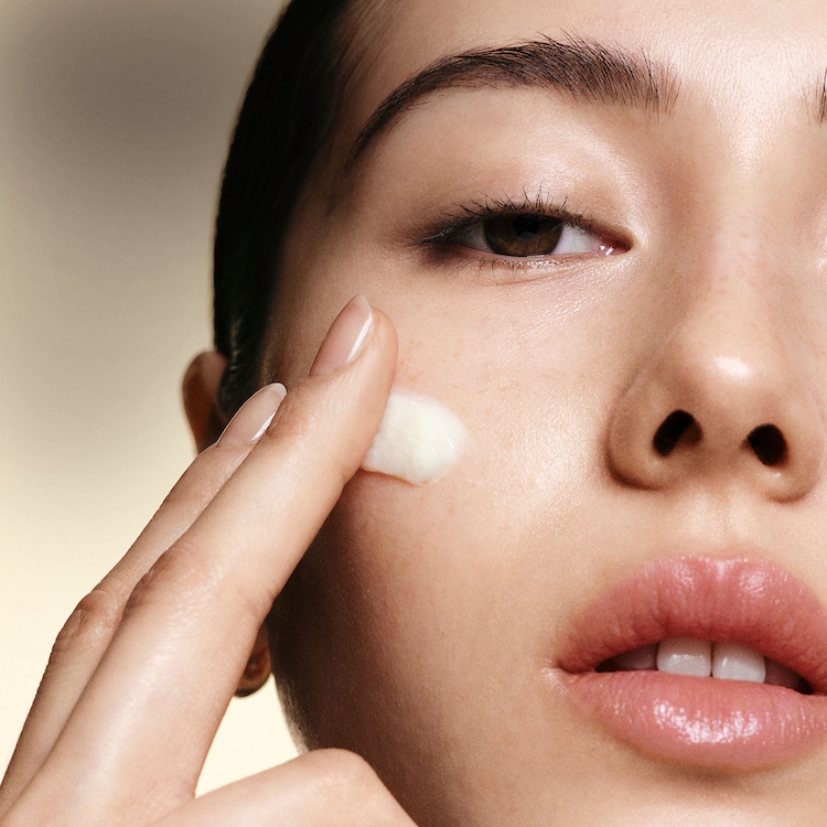 Vitamin Enriched Face Base+ - Ενυδατική & Primer