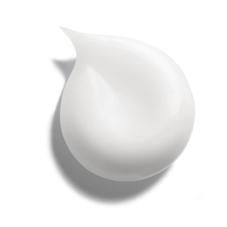 LA CRÈME MAIN TEXTURE RICHE NÄHRT-SCHÜTZT-SCHENKT LEUCHTKRAFT