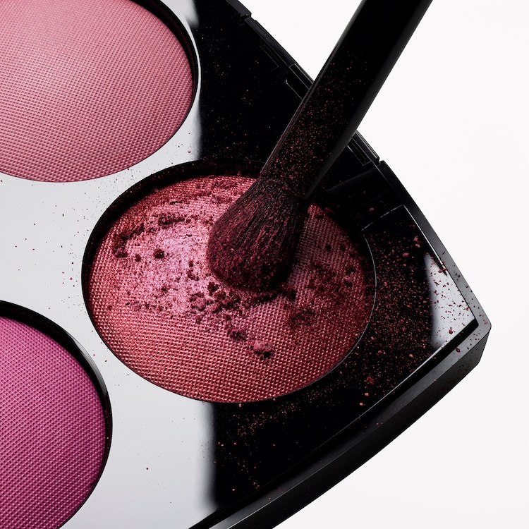 ROUGE NOIR CONFIDENCE - Ombres À Paupières Et Fards À Joues