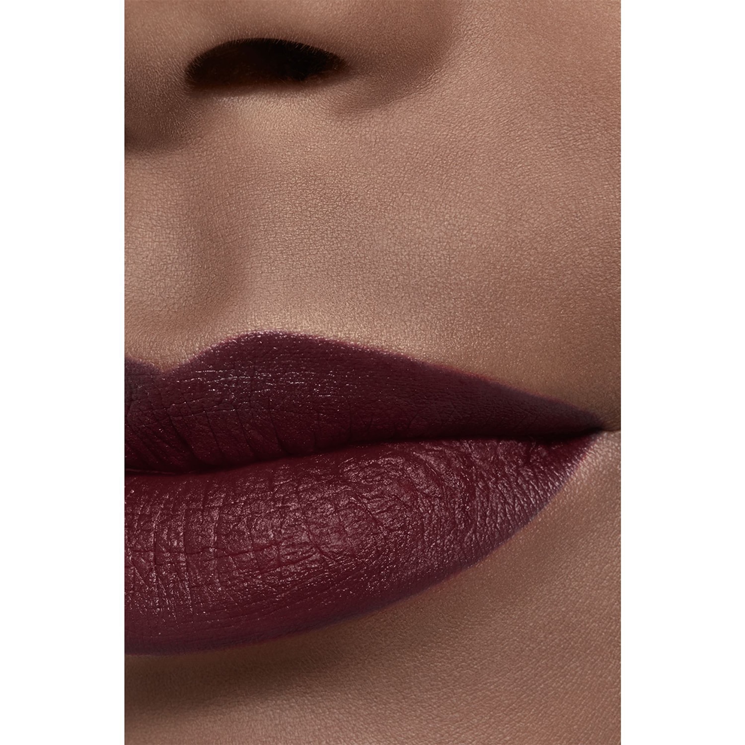 ROUGE ALLURE VELVET ROUGE NOIR - Luminous Matte Lip Colour