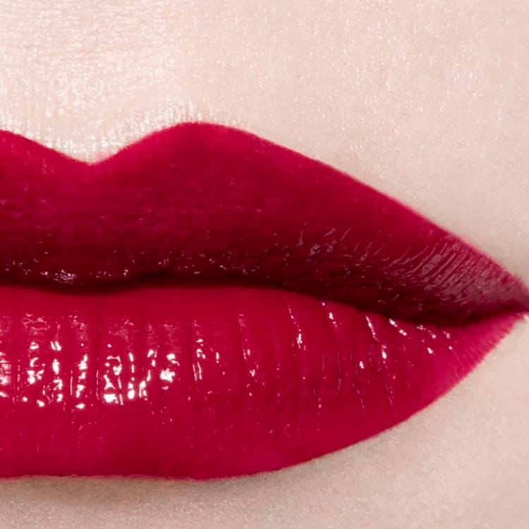 ROUGE ALLURE LAQUE - Tekutá Rtěnka