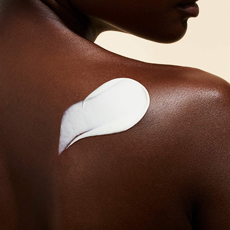 YOUTH-PROTECTING SUNSCREEN BODY-VERY HIGH PROTECTION SPF50-Αντιηλιακή προστασία