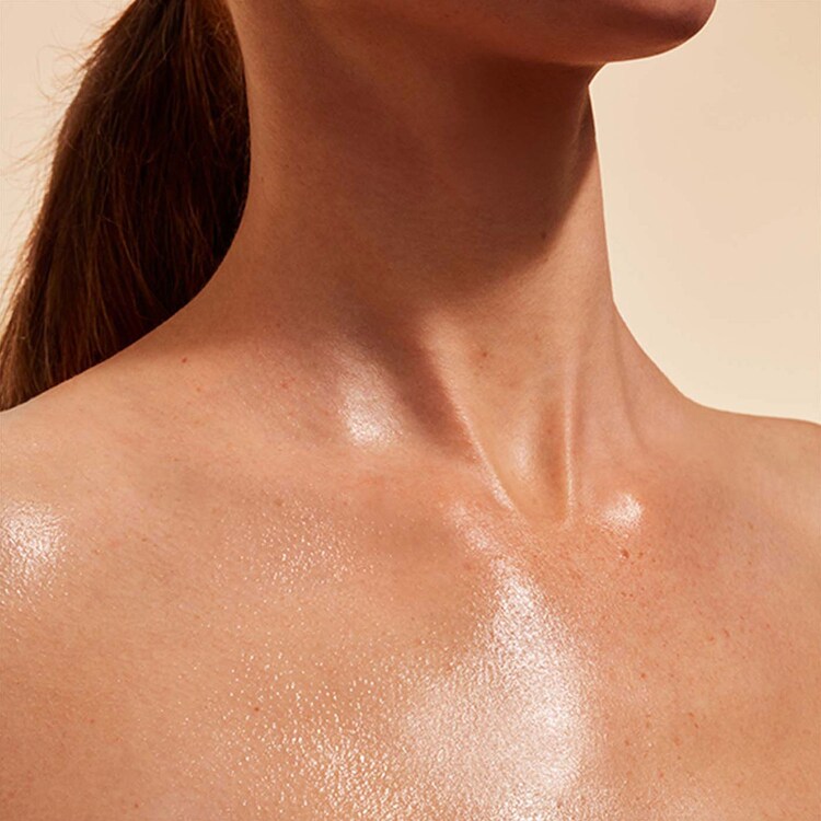 Spray Solare Illuminante Protezione Molto Alta SPF50+ - Protezione solare corpo