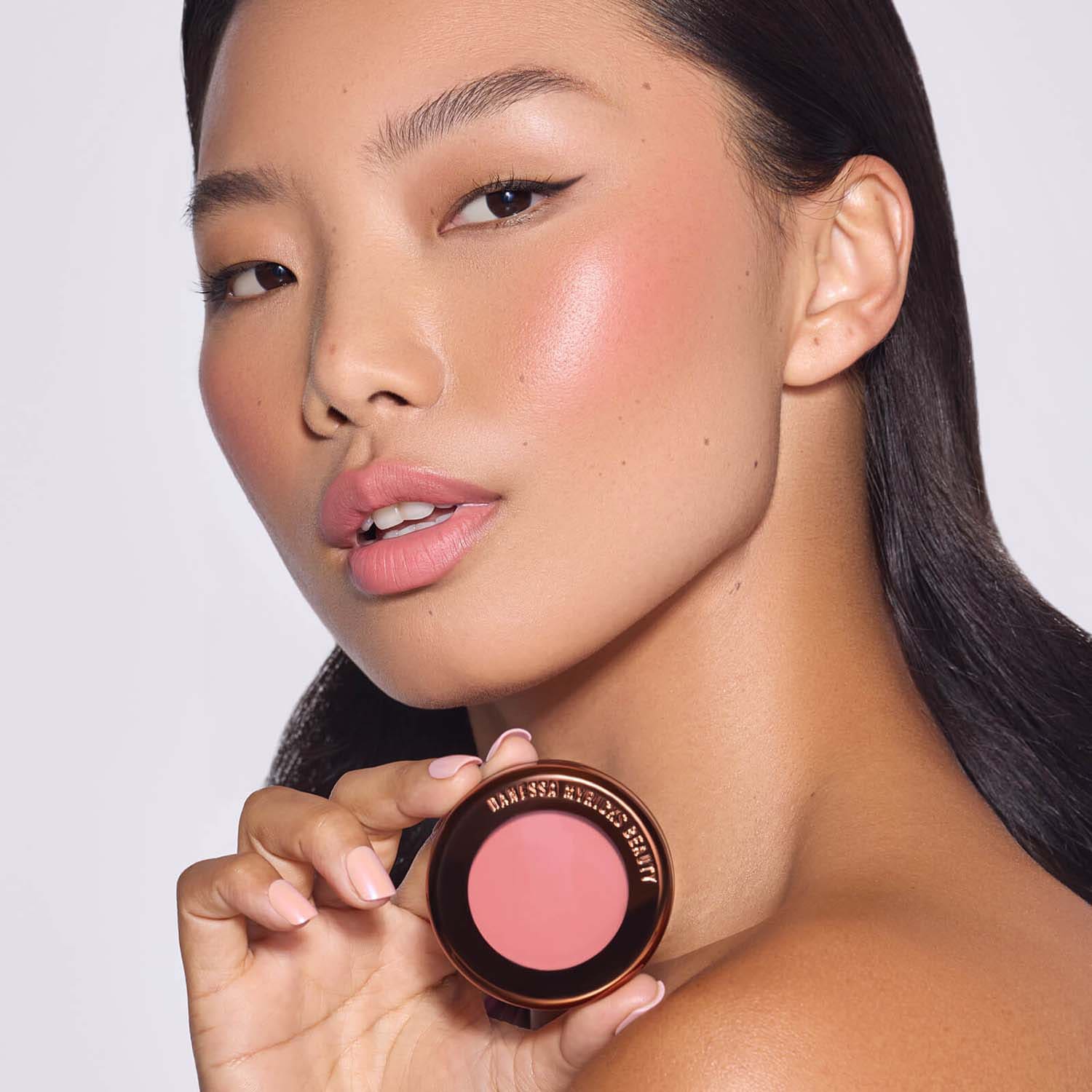 Yummy Skin Blurring Balm Powder Flushed – Matte Color for Cheek & Lip