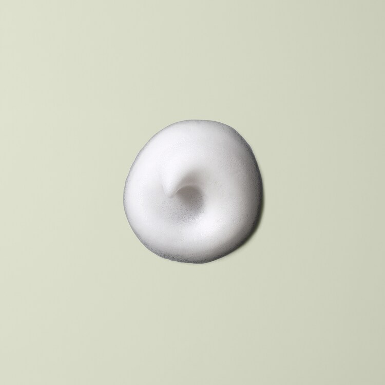 Frizz-Fighting Volumizing Foam - Schiuma volumizzante leggera