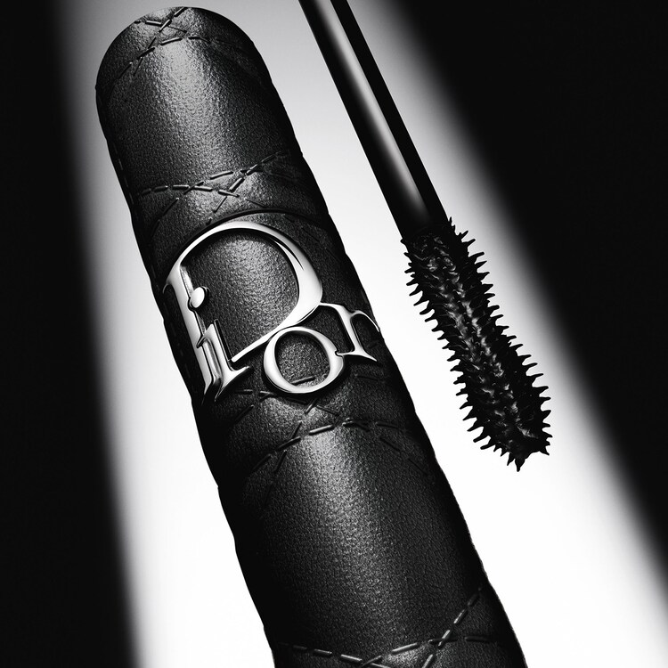 Diorshow Overvolume – Mascara volume estremo, 24 h definizione ciglia per ciglia
