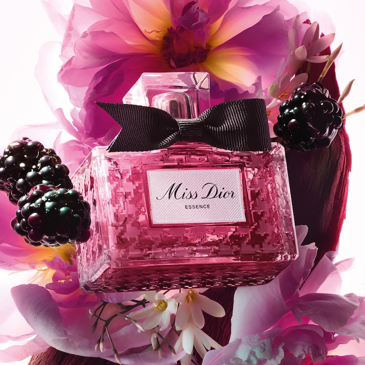 Miss Dior Essence - notes confiturées, florales, boisées