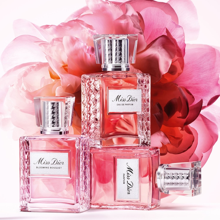 Miss Dior Eau de Parfum Roller-Pearl - notas florais, abaunilhadas e sensuais
