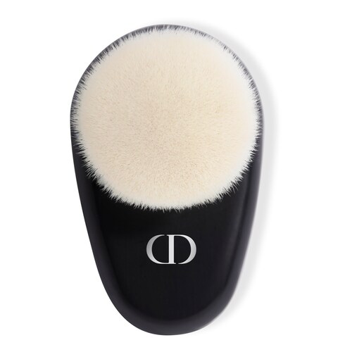 DIOR BACKSTAGE - Face Brush
