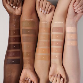 Eaze Drop Blur + Smooth Tint Stick - Stick puder