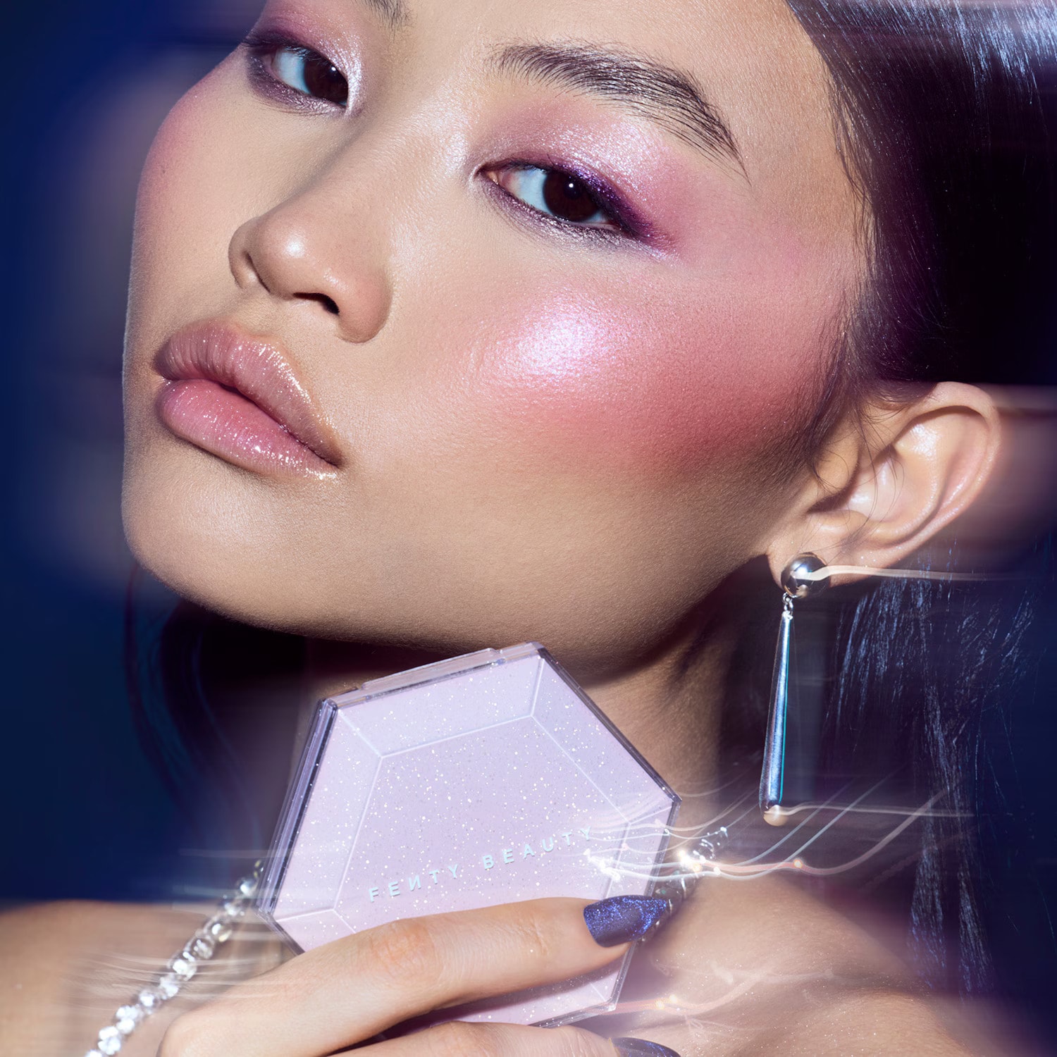 Diamond Bomb All-Over Diamond Veil Rosé Rave | Iluminator FENTY