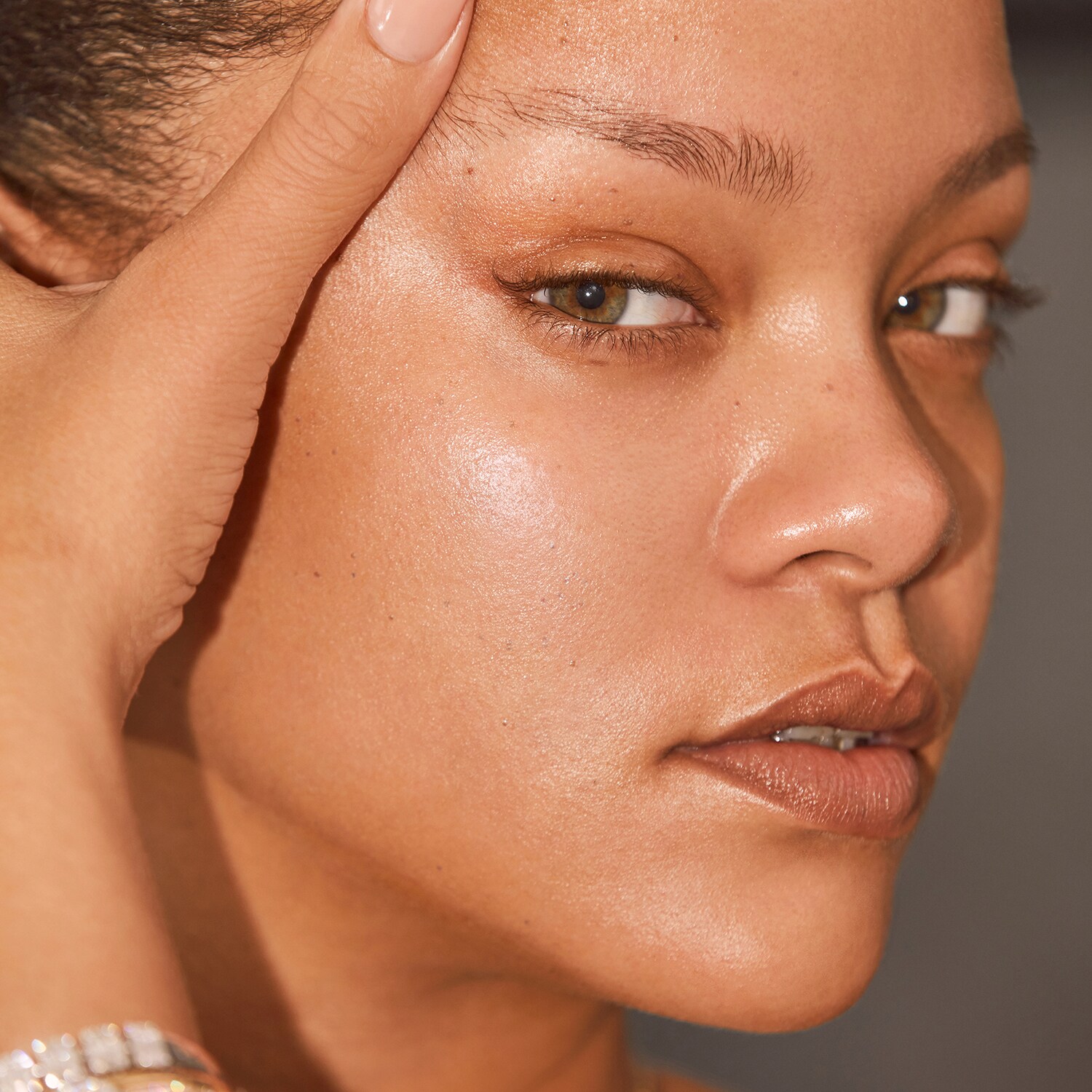 Тоник-сыворотка для лица с ниацинамидом Fenty Skin Fat Water, 150 мл
