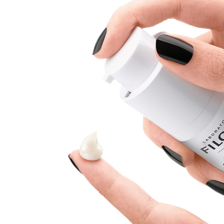  OPTIM-EYES - Contour des yeux anti cernes poches et rides