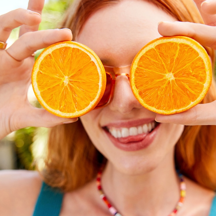 10% Vitamin C Brightening Serum - Ser iluminator cu 10% vitamina C