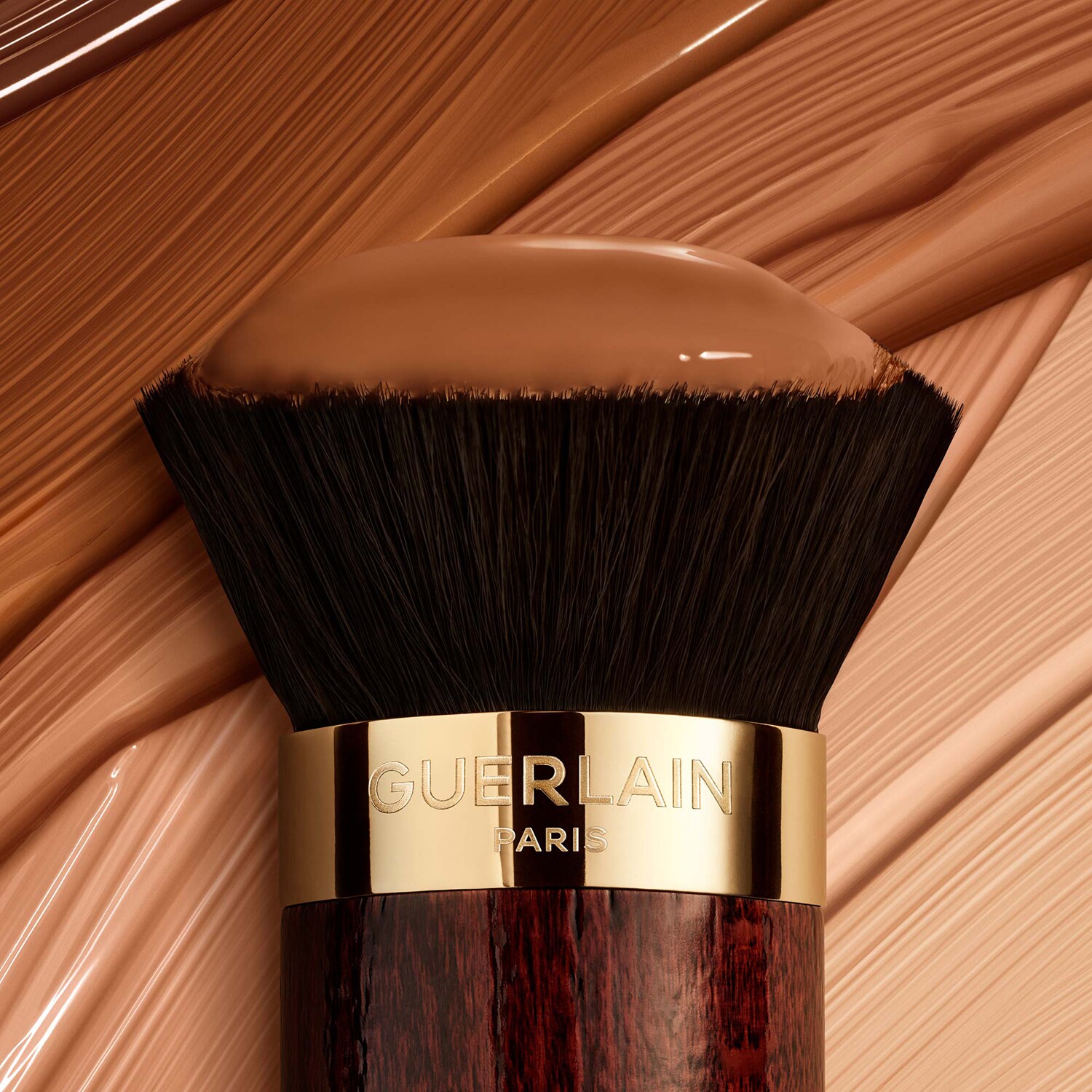 Кисть кабуки GUERLAIN Terracotta Le Teint, 1 шт
