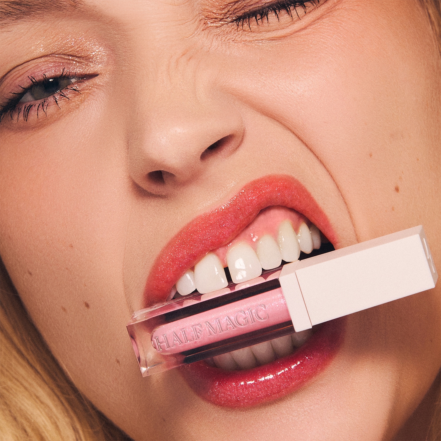 Magic Drip Glitter Lip Gloss